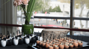 Lire la suite à propos de l’article Quels types d’événements peuvent être organisés avec une location de château en Isère ?